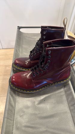 Original Doc MartÃn Boots Size 8 Woman