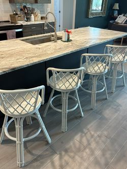 4 Rattan Counter Stools - White