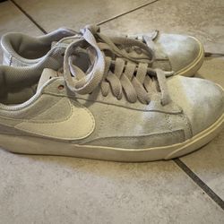 Woman’s Size 6