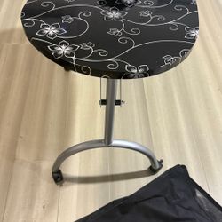 Manicure Table