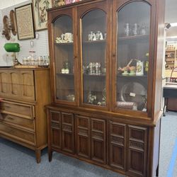 Mcm Cabinet Hutch 