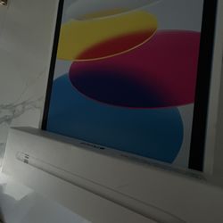 Unlocked Blue iPad 10th Gen with 1st Gen Apple Pen 