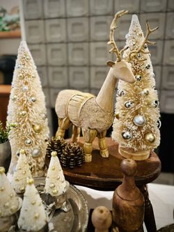 Vintage Holiday Christmas Decor