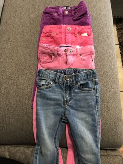 Lot of 4 2T & 3T LEVI skinny jeans