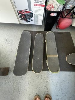 3 Skateboards