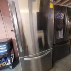 Refrigerator Lg