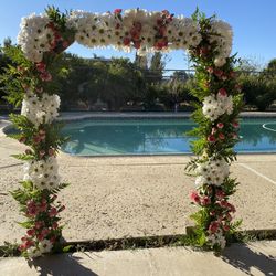 Marco Floral Fresco