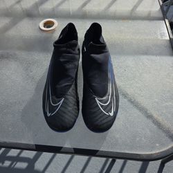 Nike Phantom GX Soccer Cleats Size 11
