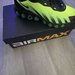 Nike Air Max DN8 AMD