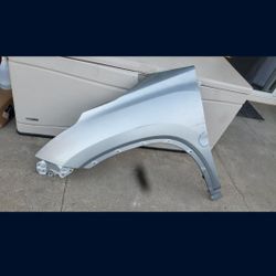 2020 - 2023 TOYOTA HIGHLANDER LEFT
FENDER DRIVER SIDE GENUINE USED OEM.
X4