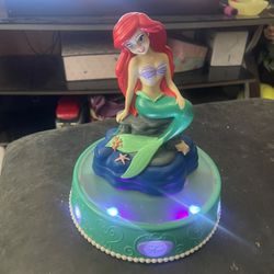 Disney Ariel Little Mermaid Light Up Musical Talking Coin Bank