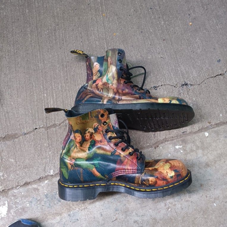 2015 DR. MARTENS x HOGARTH RENAISSANCE MUSEUM ART PASCAL BOOTS