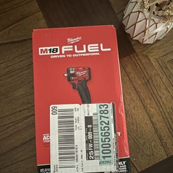 Milwaukee Impact Wrench ( Tool Only)