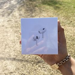AIRPOD 2ND GEN CHARGING WIRELESS