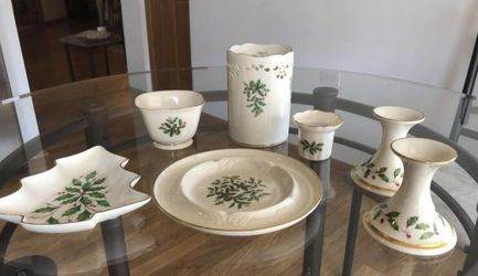 Lenox Christmas Set