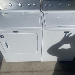 Maytag Washer&Dryer Set (Price Is $300)