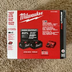 Milwaukee M18 2X Battery Pack And Charger