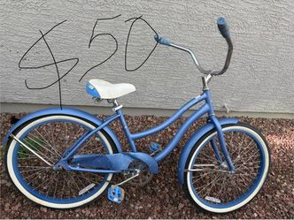 Huffy Cranbrook Women's Cruiser Bike