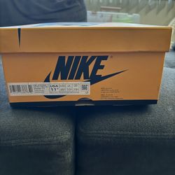Jordan 1 Taxi Size 11.5