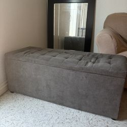 Storage Ottoman (Need Gone)