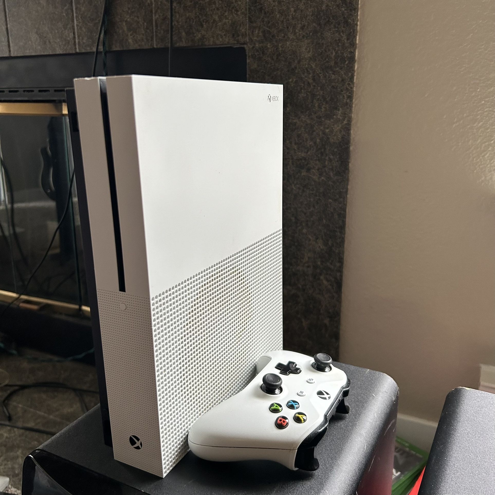 Xbox One S 500gb