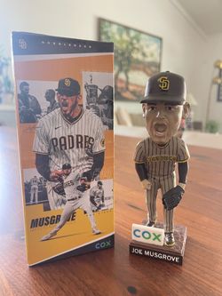 MUSGROVE 44 BOBBLEHEAD