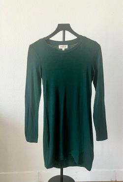 Green long sleeve dress