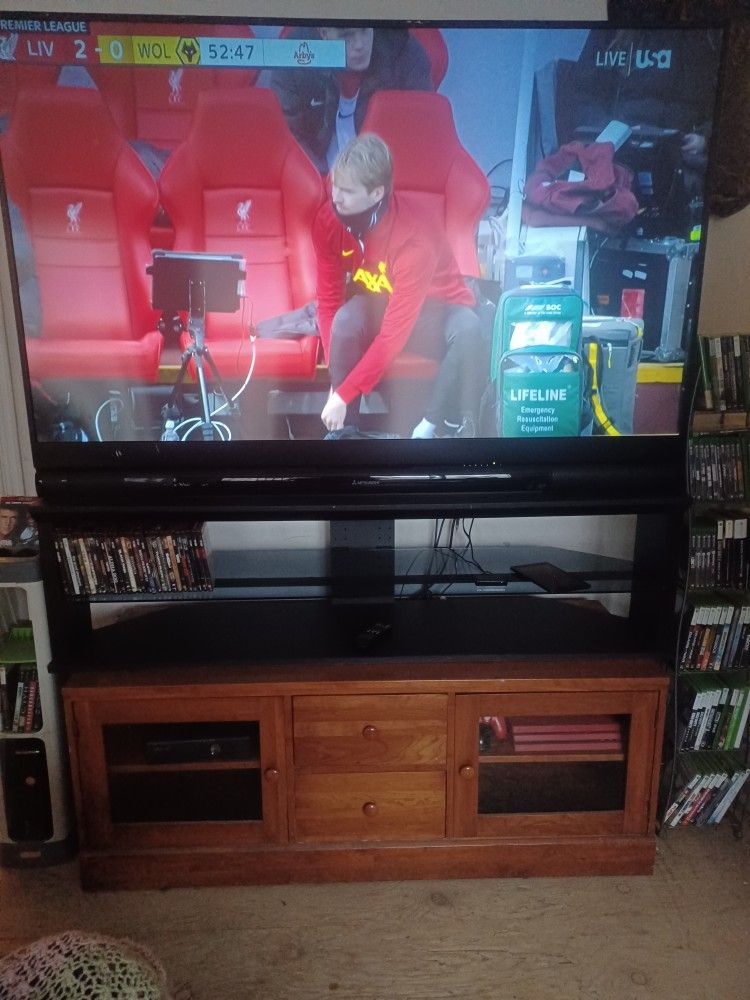 PS5/PS4 CONSOLES ONLY NO CONTROLLERS/PS2 GTA/TEKKEN BUNDLE/73"MITSUBISHI 1080P PROJECTION TV $1000 FINAL PRICE