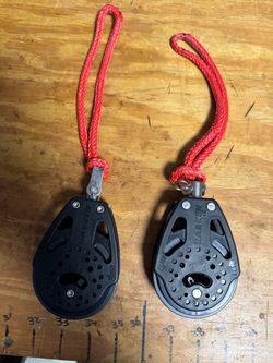 Harken 75mm Sailing Blocks with Red Rope – Pair
