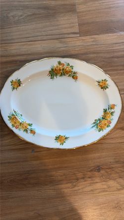 English porcelain... Royal Albert T Rose collection platters