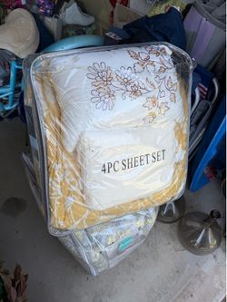 New Queen comforter