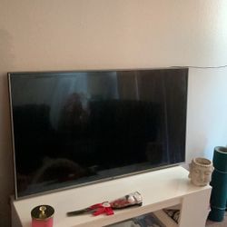 LG Flatscreen Tv 55”