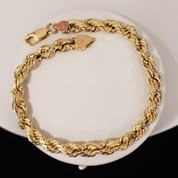 10kt Gold Rope Design Bracelet