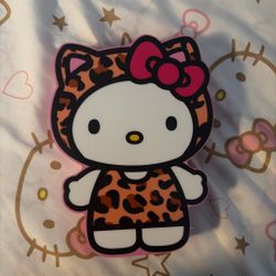 hello kitty decor for wall