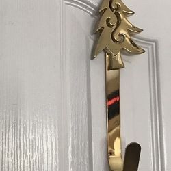 Heavy weight over the door wreath hanger hooks