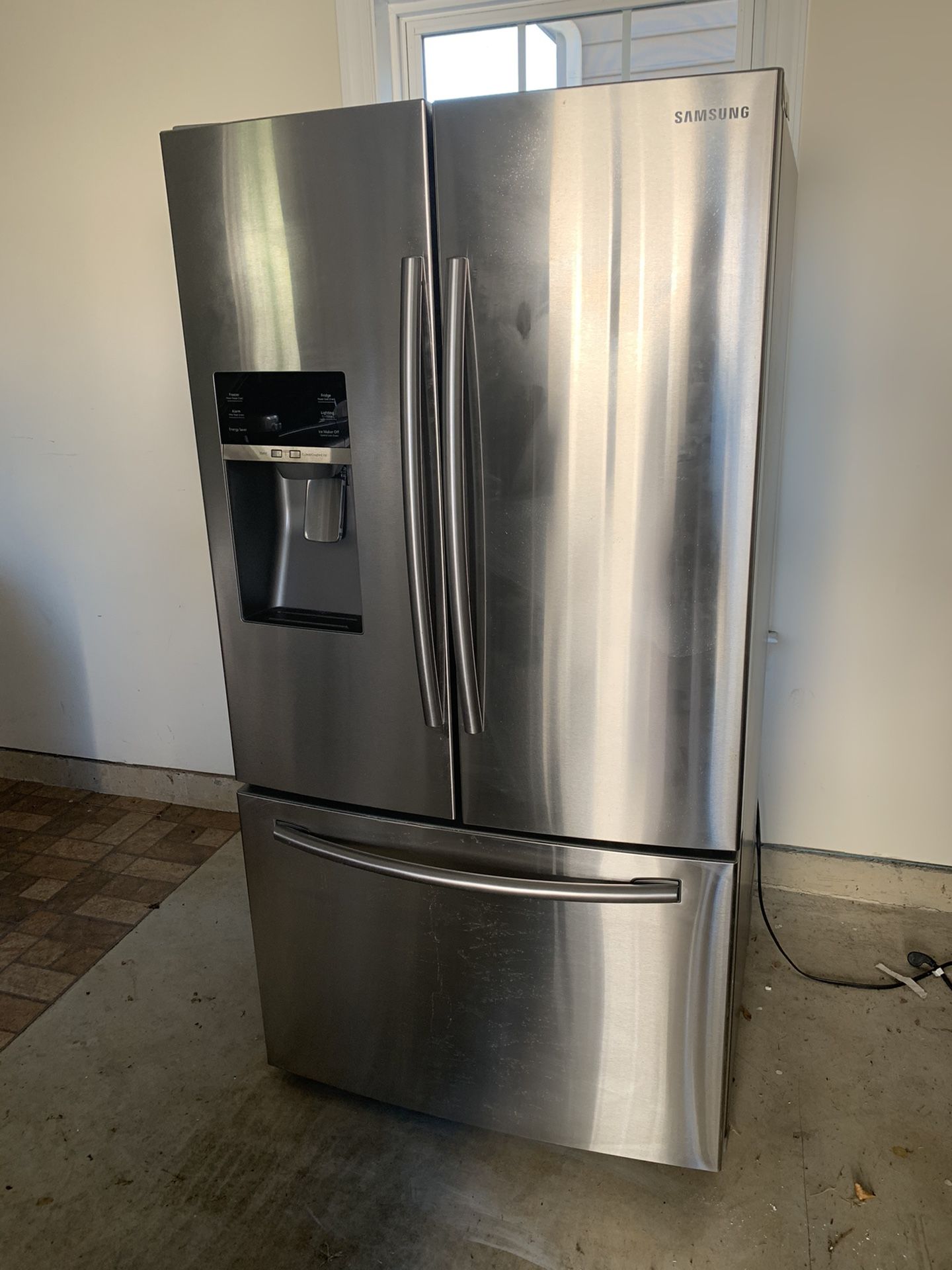 Samsung 28 cu ft. French Door Refrigerator (2014)