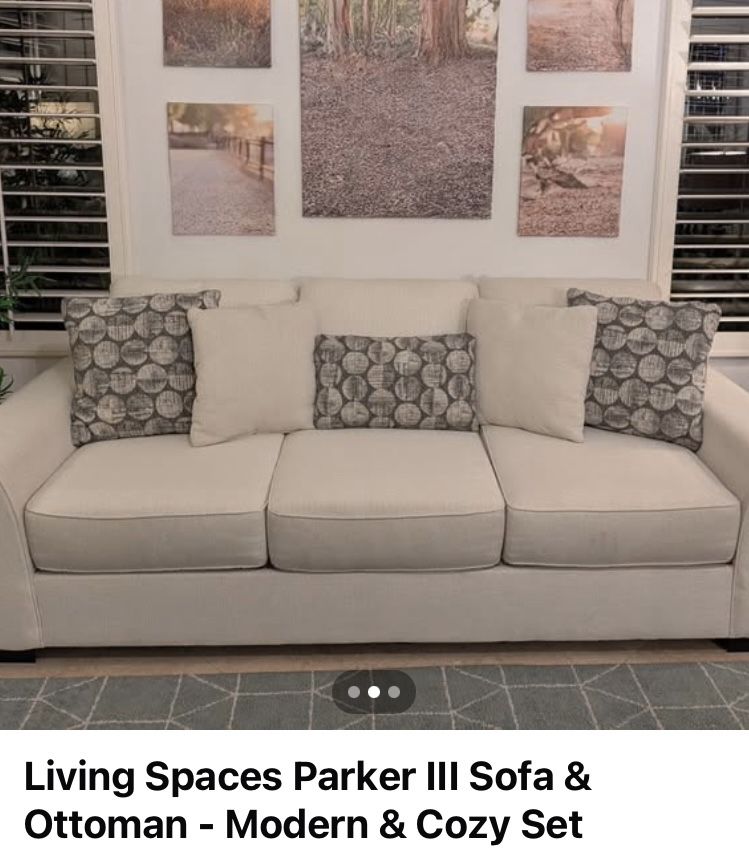 Cream/Ivory Comfortable Couch