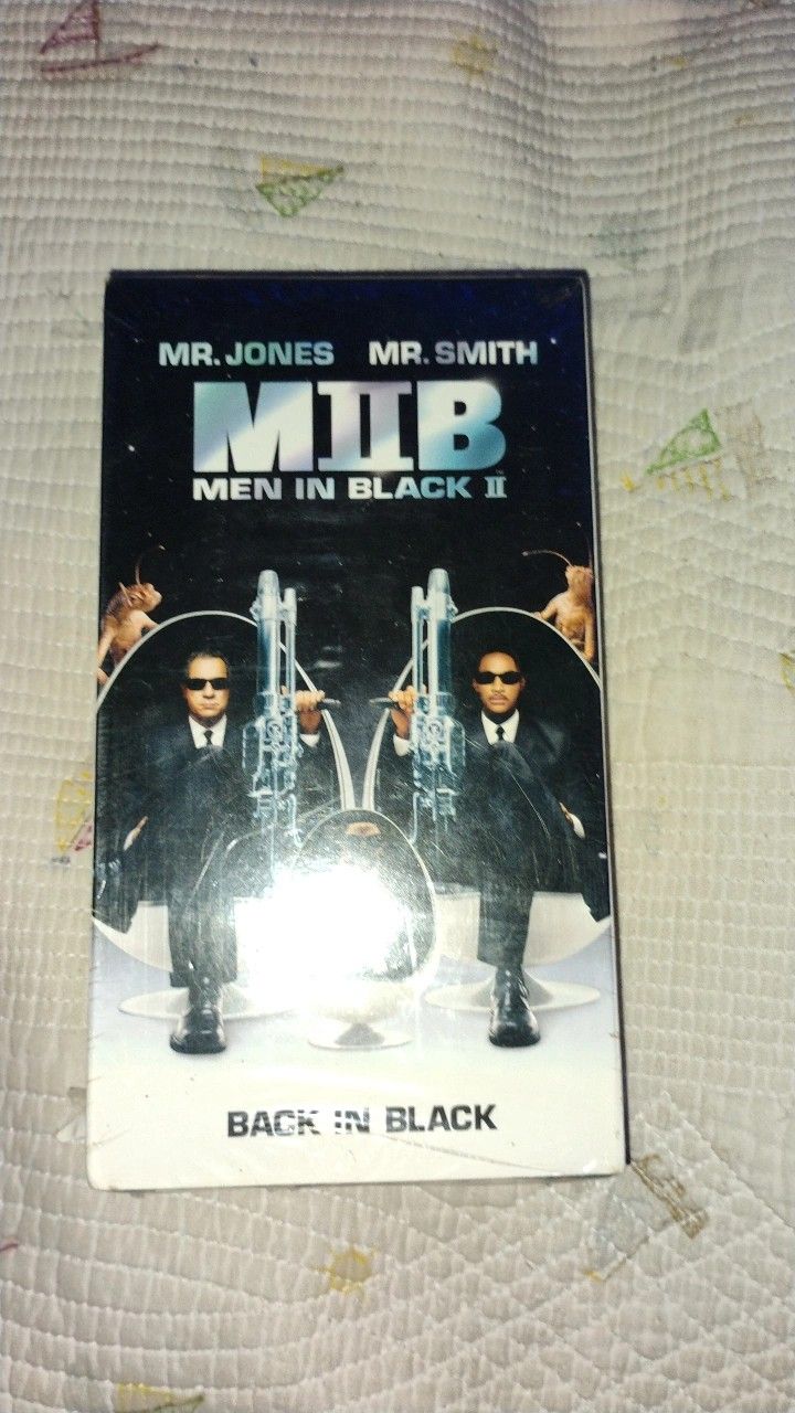 VHS Tapes - Man In Black 2(Sealed), Belly Of The Beast And The Scorpion King