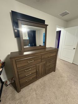 Ashley’s bedroom set