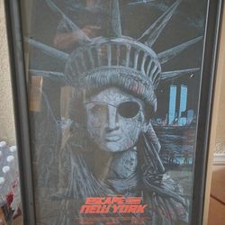 ESCAPE FROM NEW YORK FRAMED POSTER