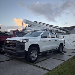 $350 Adarac Aluminum Series Truck Rack In black 