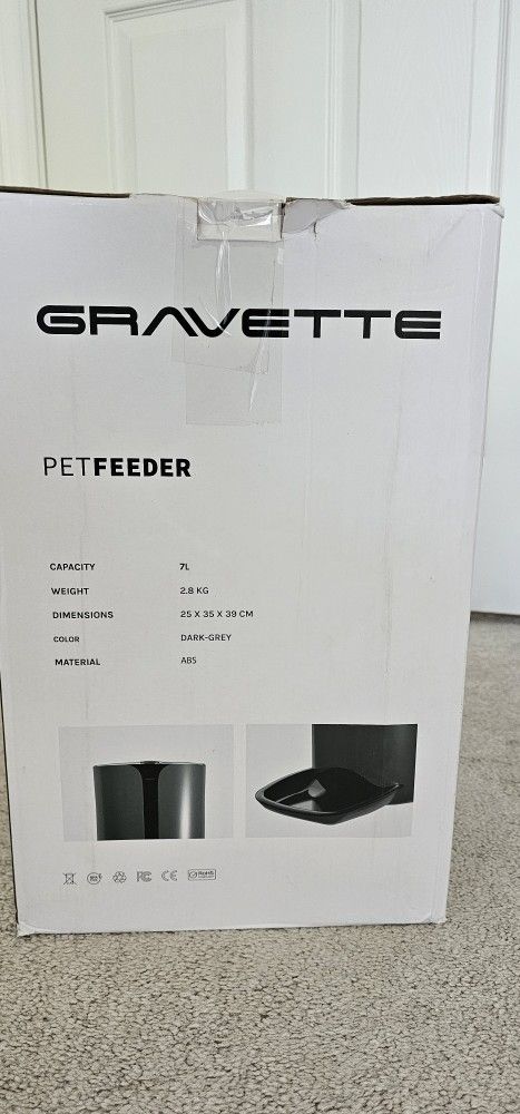 Pet Feeder- Automatic