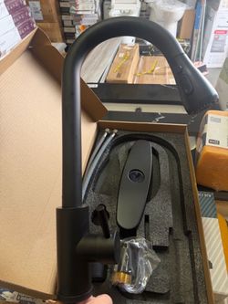 Black Kitchen Faucets