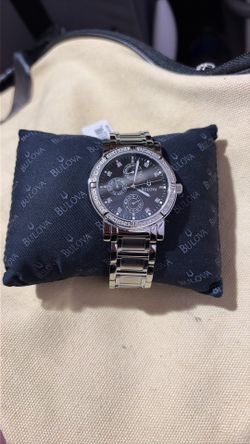 Bulova Watch Men's NWT   Brand New  32 Diamonds