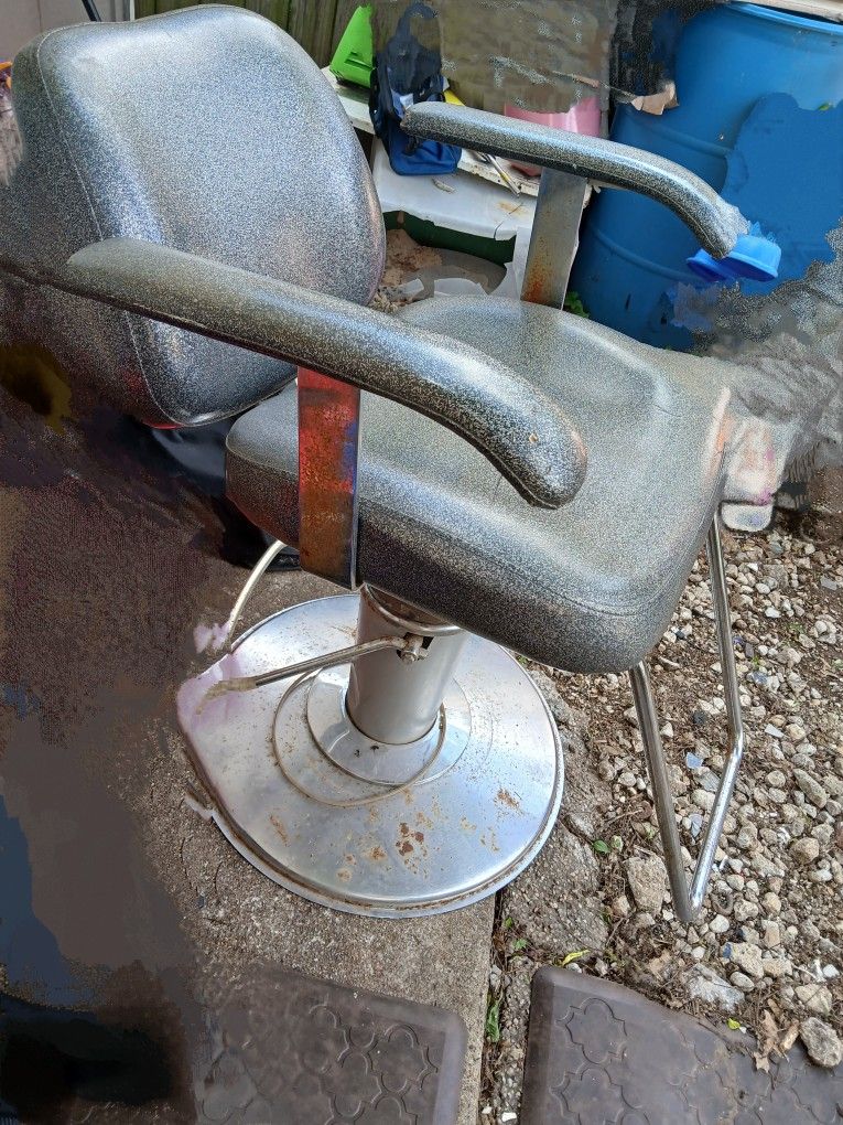 Barber Chair 
