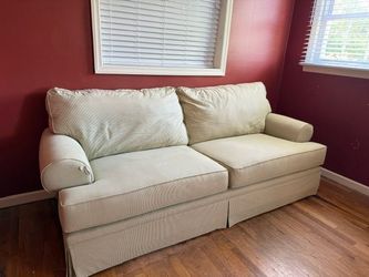 Broyhill Queen size sofa bed