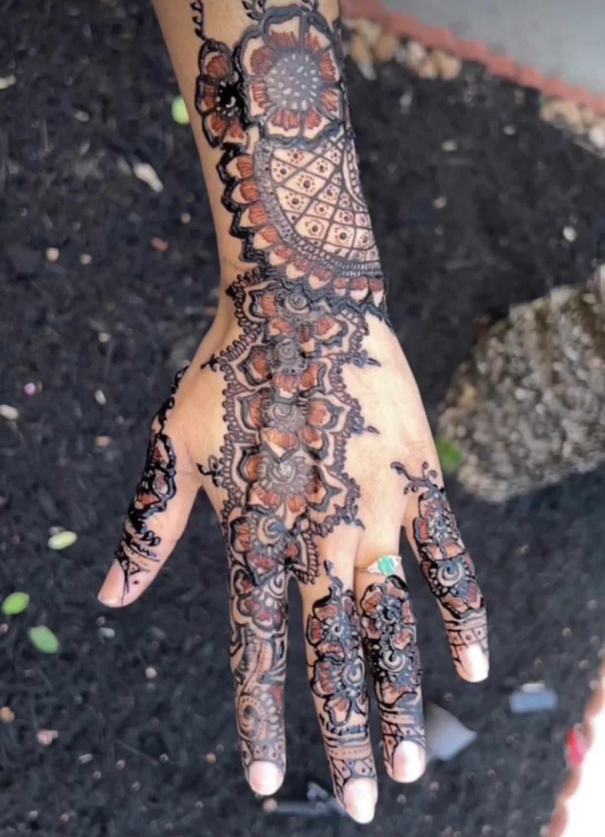 INFINITY HENNA BY AFSHEEN