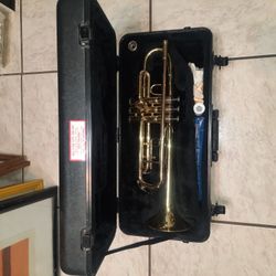 Vintage Conn Brass 23b Made In USA Trumpet With Case And Mouthpiece