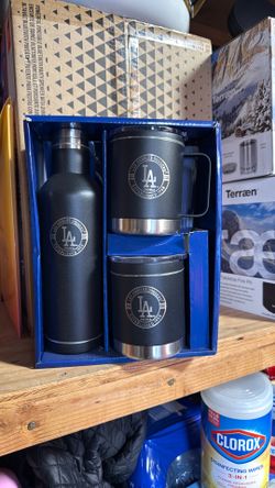 Dodger tumbler set