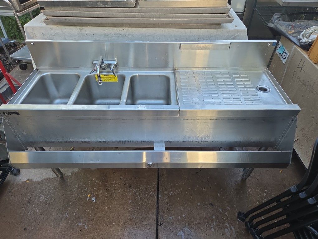 Triple Sink / Dry Rack Top / Speed Rail / Knife Mag.